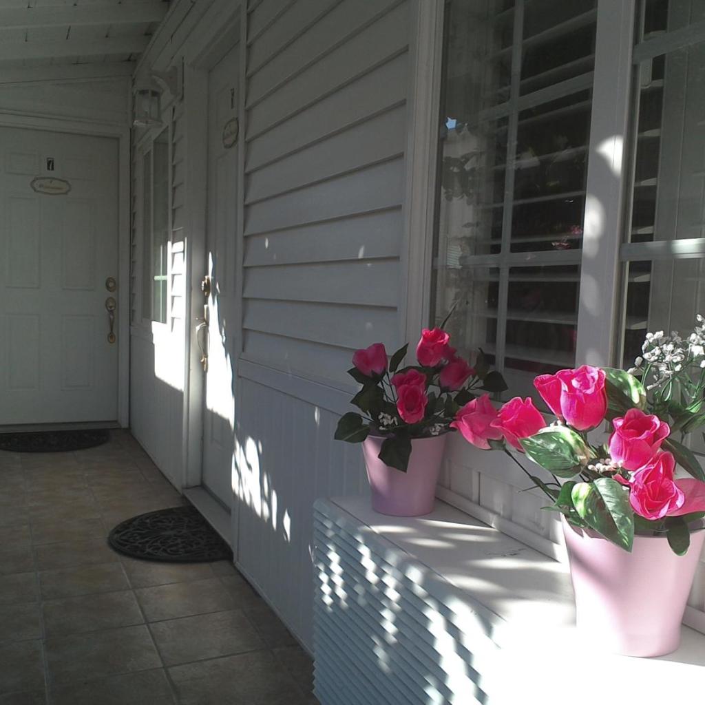Photograph of El Rancho Motel