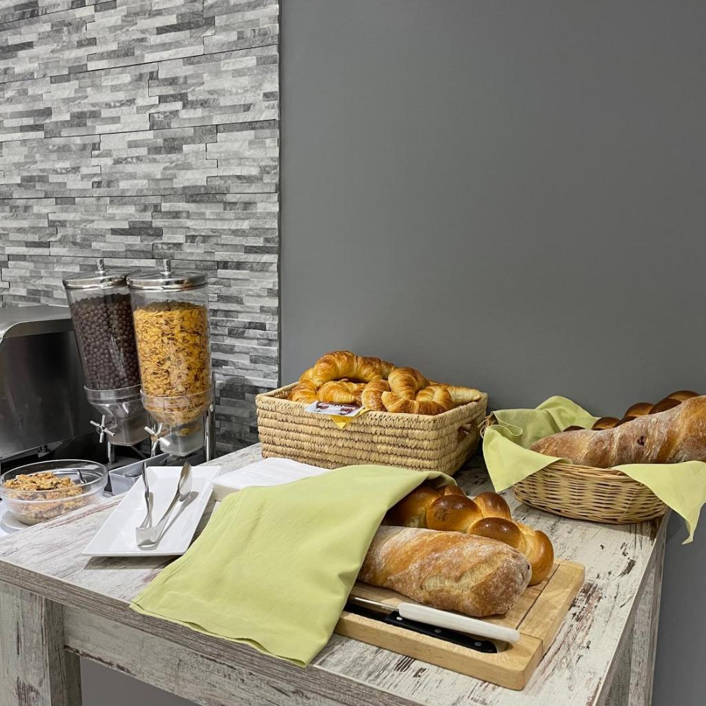 Hotel Gamper – image