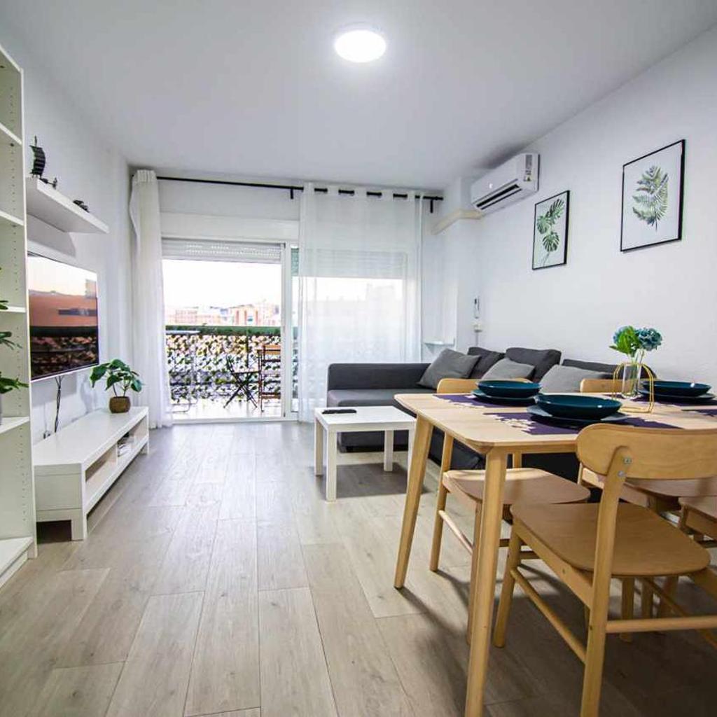 Photograph of Apartamento con balcón cerca María Zambrano