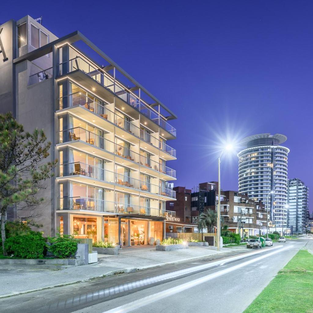 Ambar Hotel — 