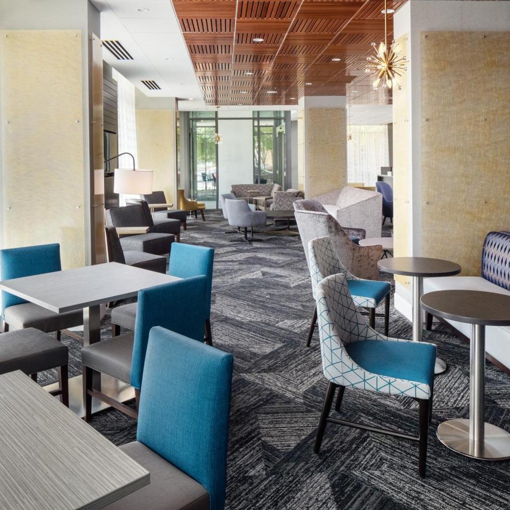 Photograph of Holiday Inn Express Washington DC Downtown by IHG