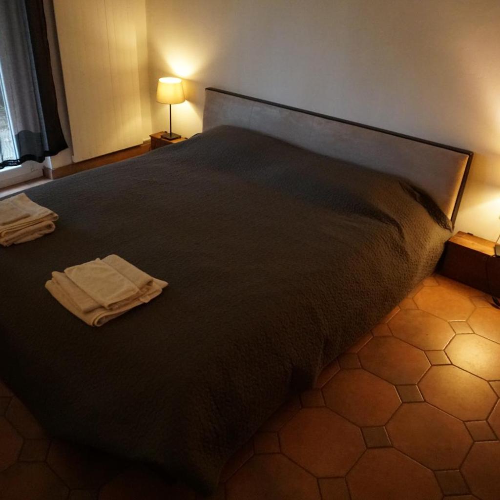 Golden Hill - Big rooms with Kitchen and Garden – Bild