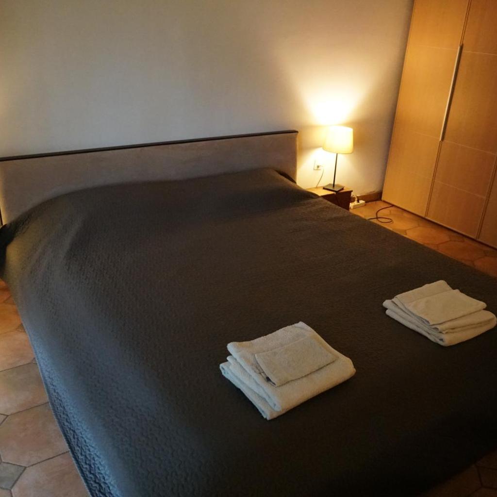 Golden Hill - Big rooms with Kitchen and Garden – Bild