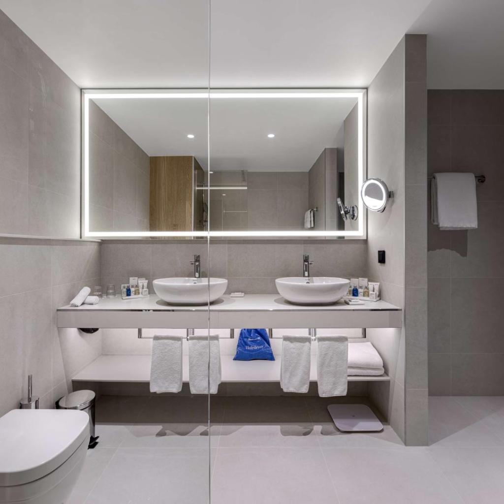 Radisson Blu Hotel, Kyiv City Centre — 