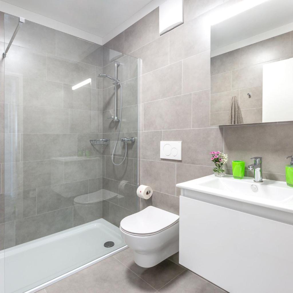 Apartment LocTowers A4-2-3 by Interhome – Bild