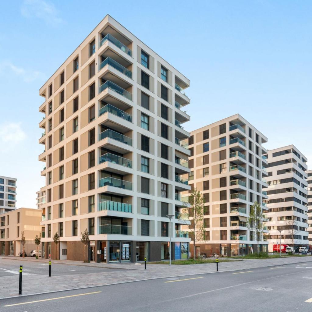 Apartment LocTowers A4-3-1 by Interhome – Bild