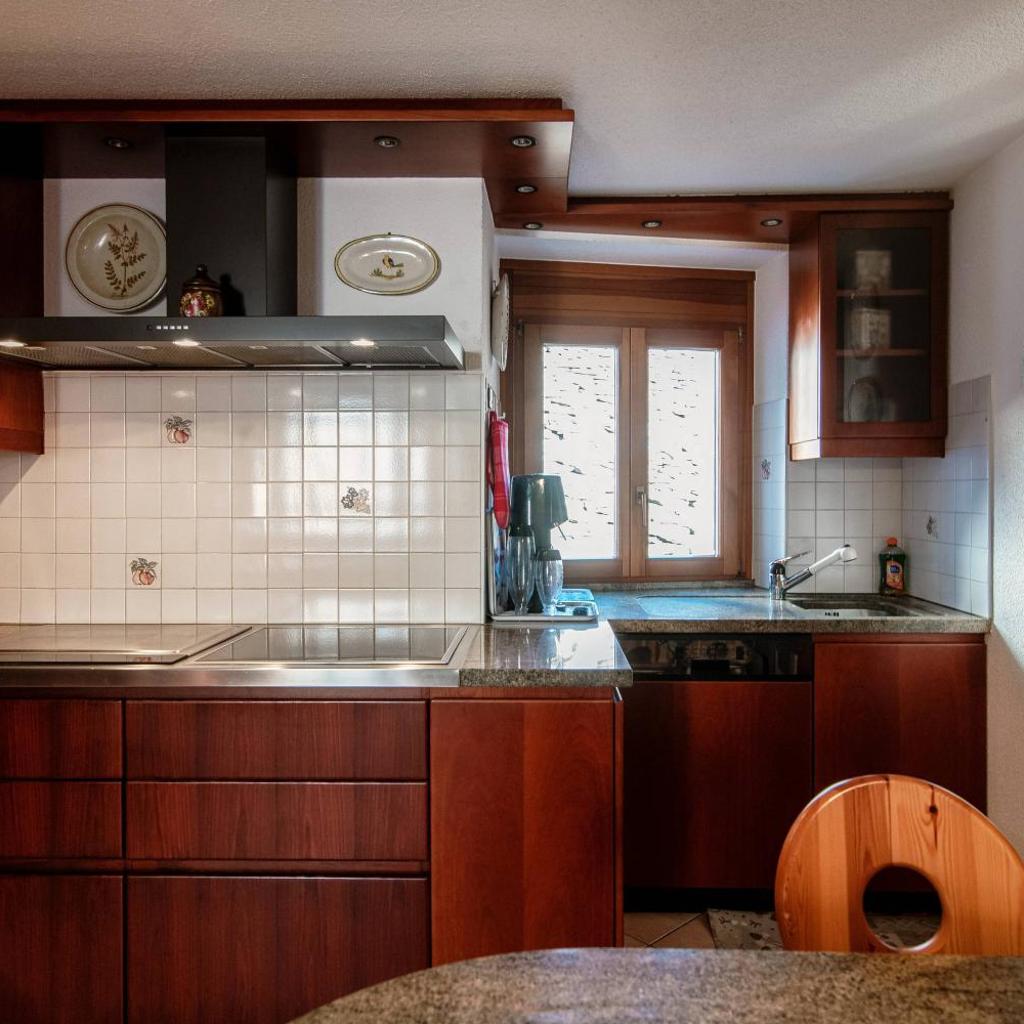 Image 18 - Chalet Nucleo 12 by Quokka 360 - Alpine Base for Bouldering Adventures in Leventina