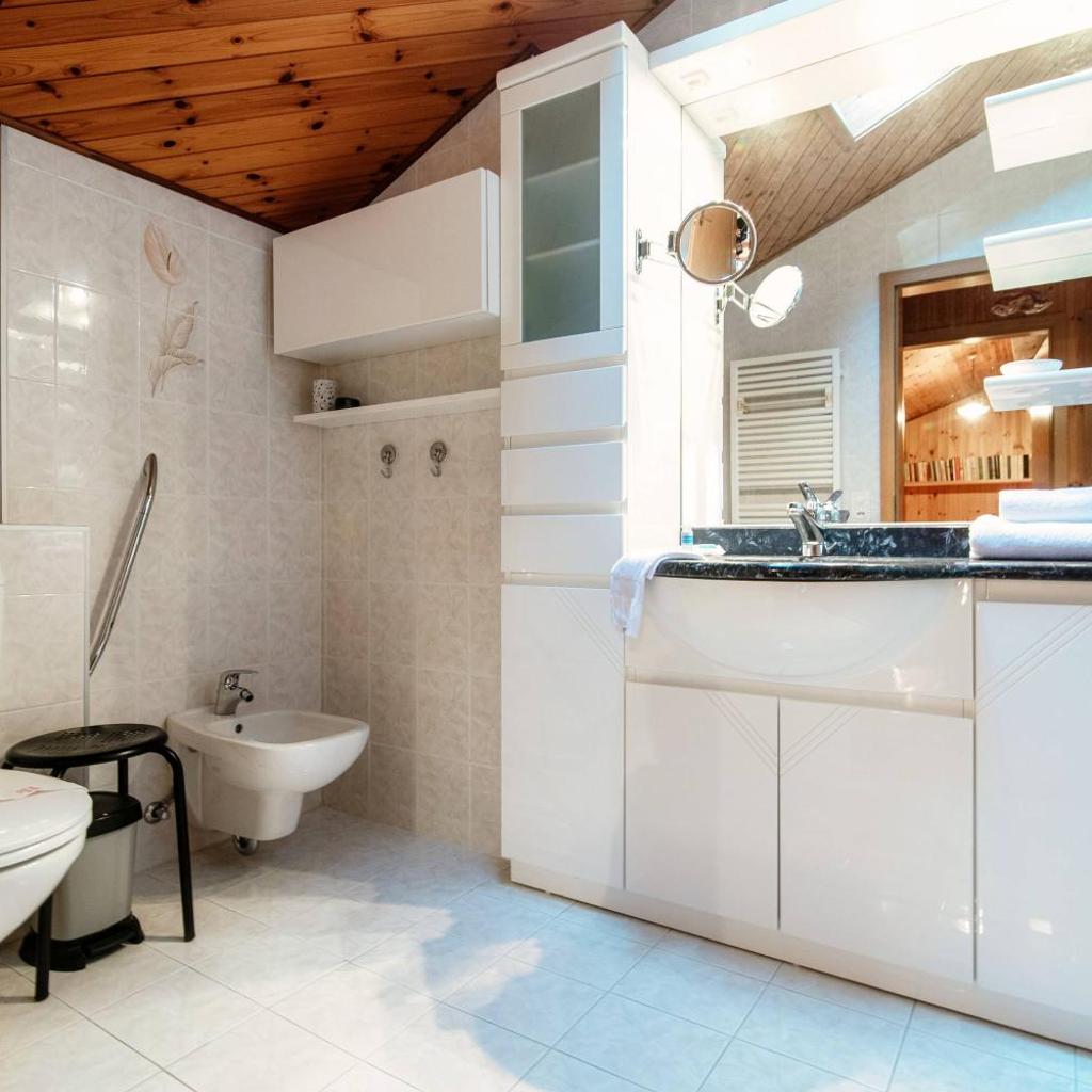 Image 33 - Chalet Nucleo 12 by Quokka 360 - Alpine Base for Bouldering Adventures in Leventina