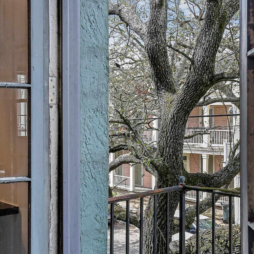 Photograph of St Charles-Mardi Gras 6BD Home