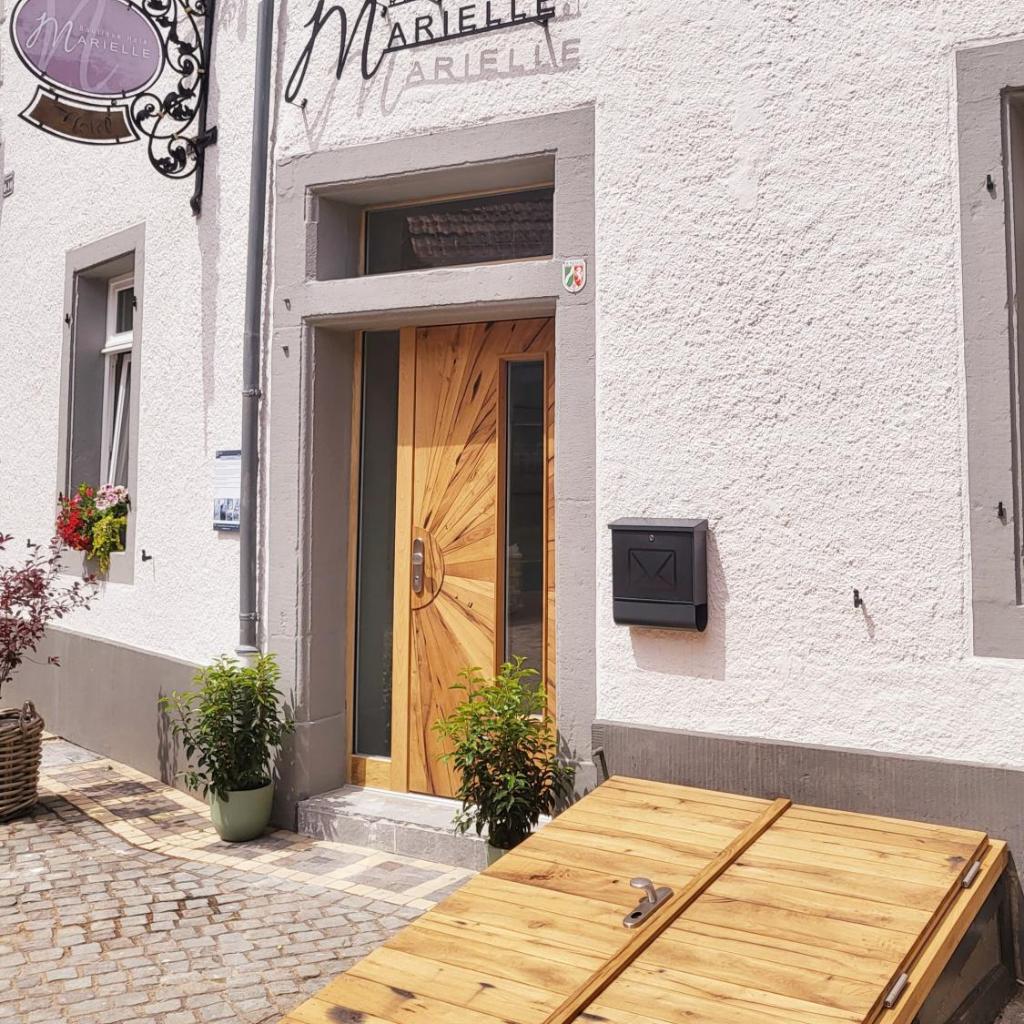 Boutique Hotel Marielle — 