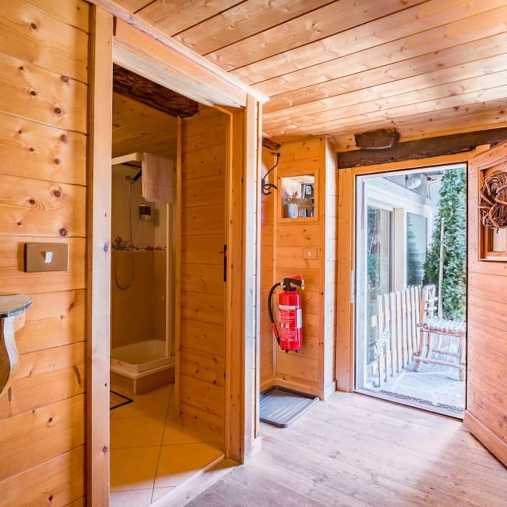 "CHALET dei FIORI" room & apartment – Bild