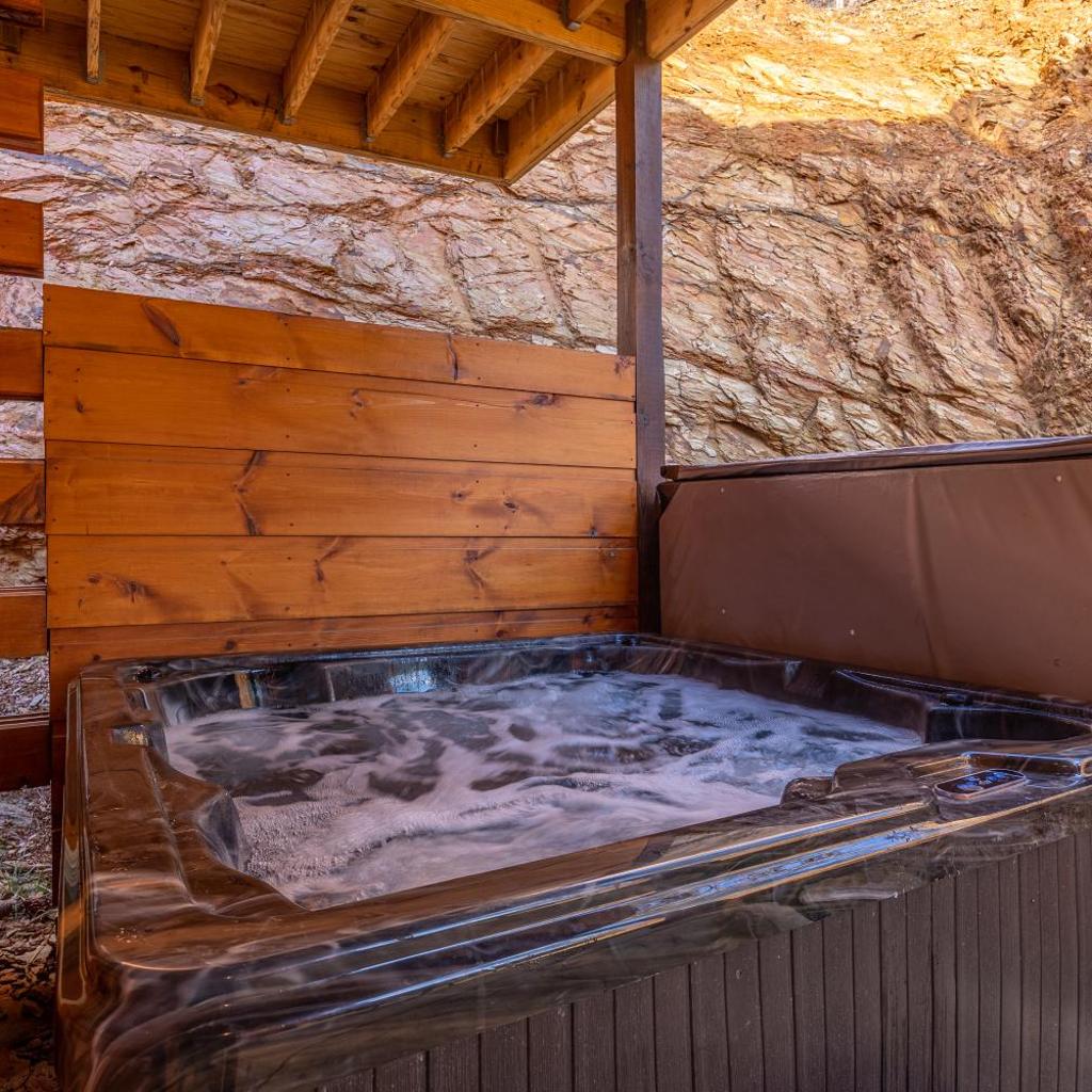 Photograph of Luxe 5BR Cabin, Hot Tub, Theater & Game Room 1mi to the Strip! 4mi to Dollywood