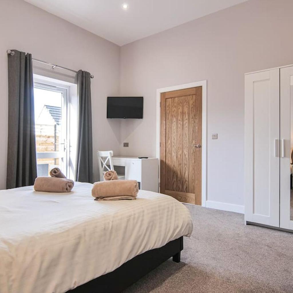 Photograph of Hoxne Cottages - Rose Cottage with private hot tub