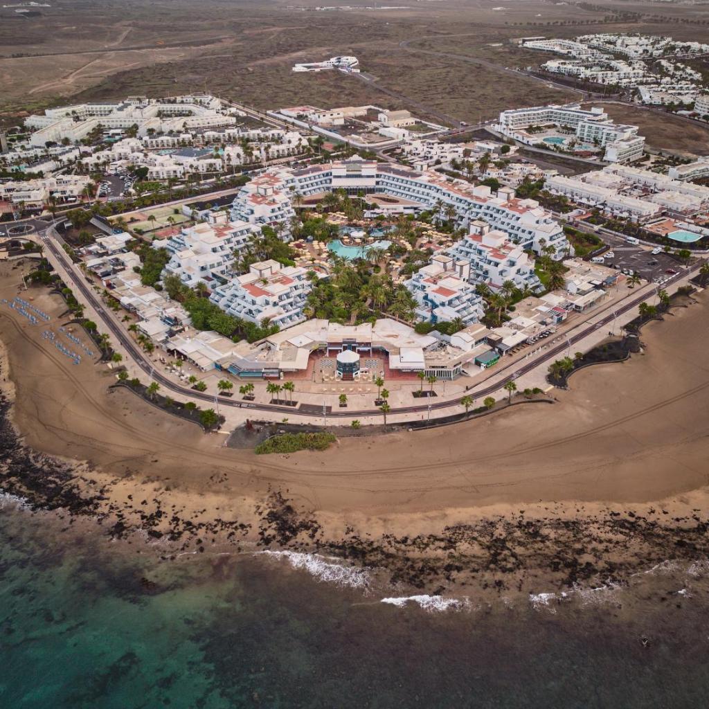 Seaside Los Jameos — 