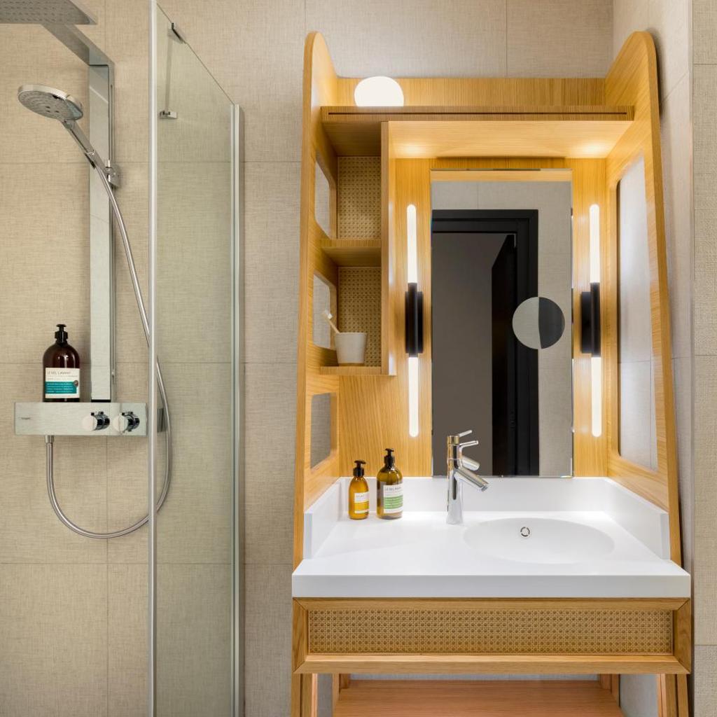 Photograph of FirstName Bordeaux, Part of JdV by Hyatt
