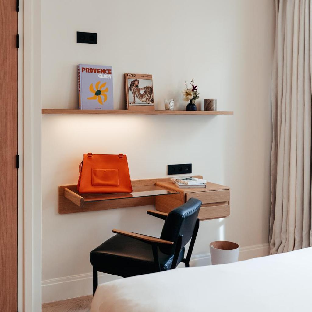 Padam Hôtel — 