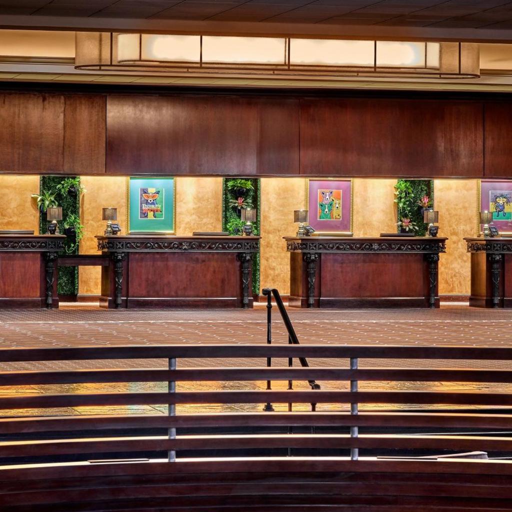 Photograph of Sheraton New Orleans Hotel