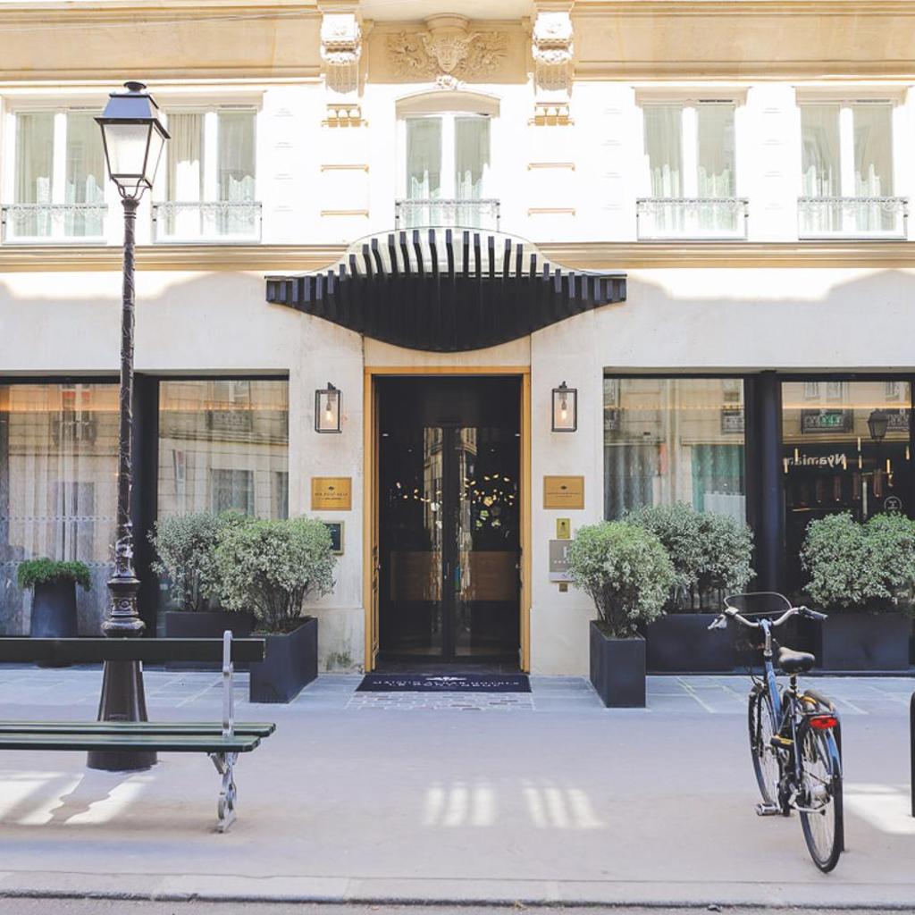 Photograph of Maison Albar - Le Pont-Neuf