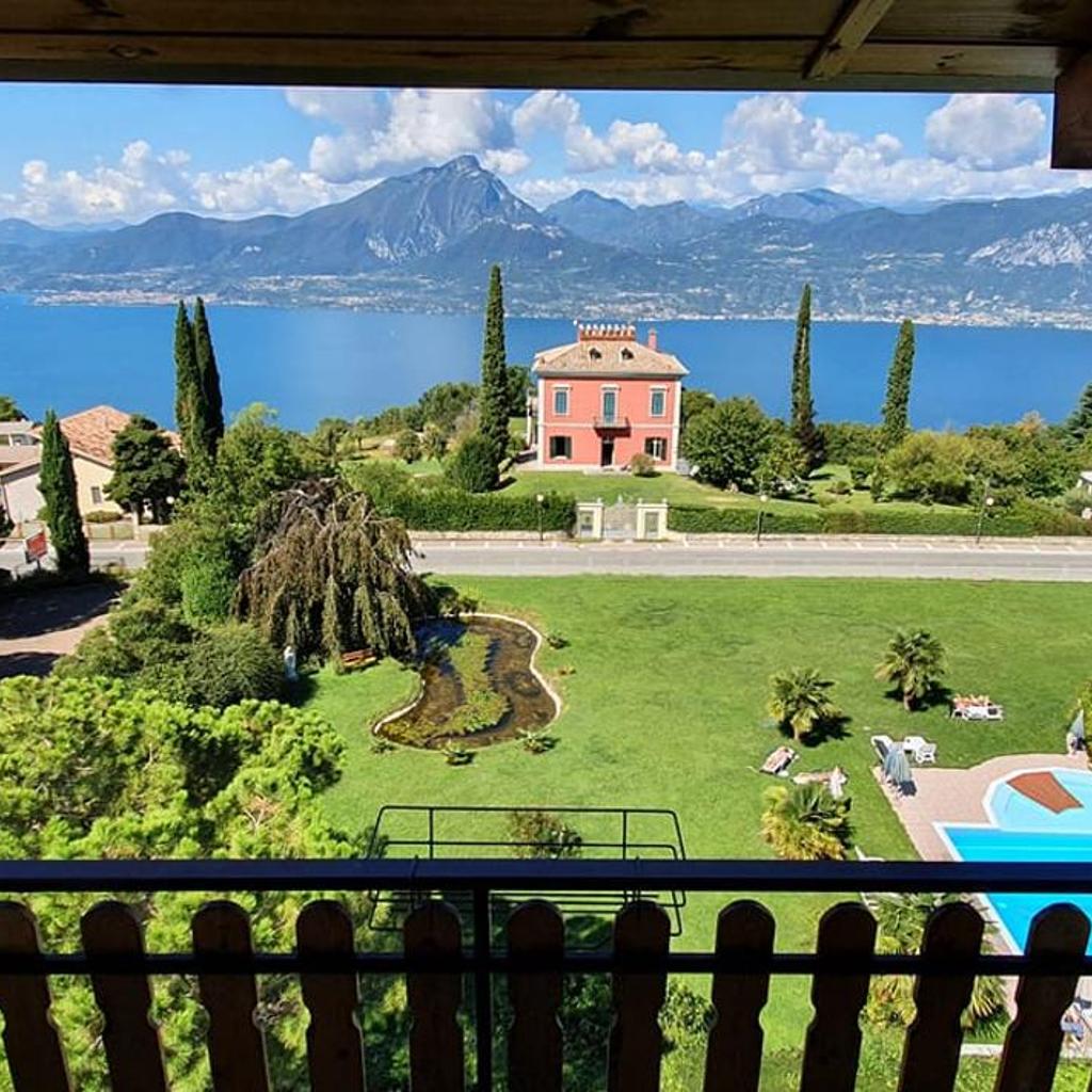Hotel Diana — 