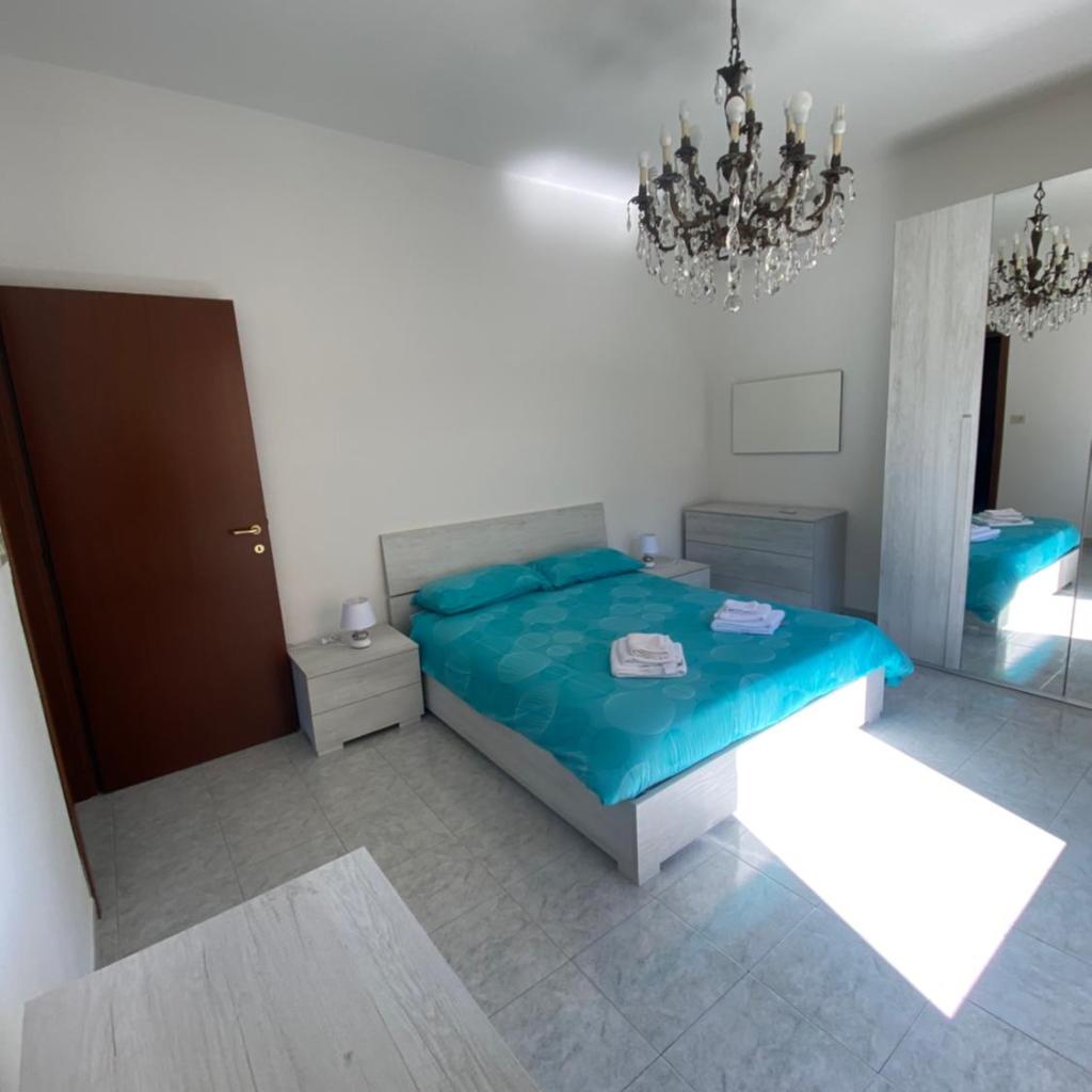 Photograph of M.G. Home 2 a un passo da tutto
