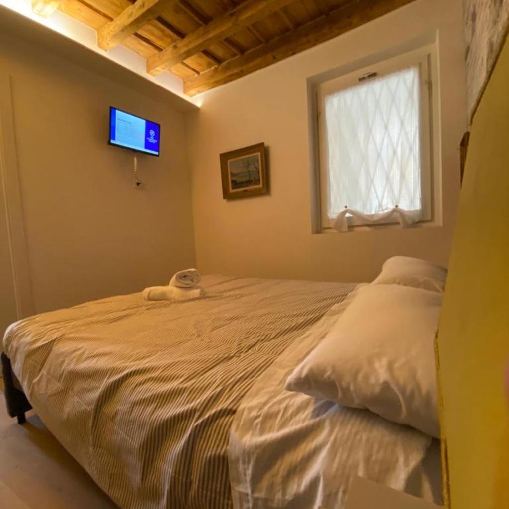 Photograph of 30 San Gottardo House