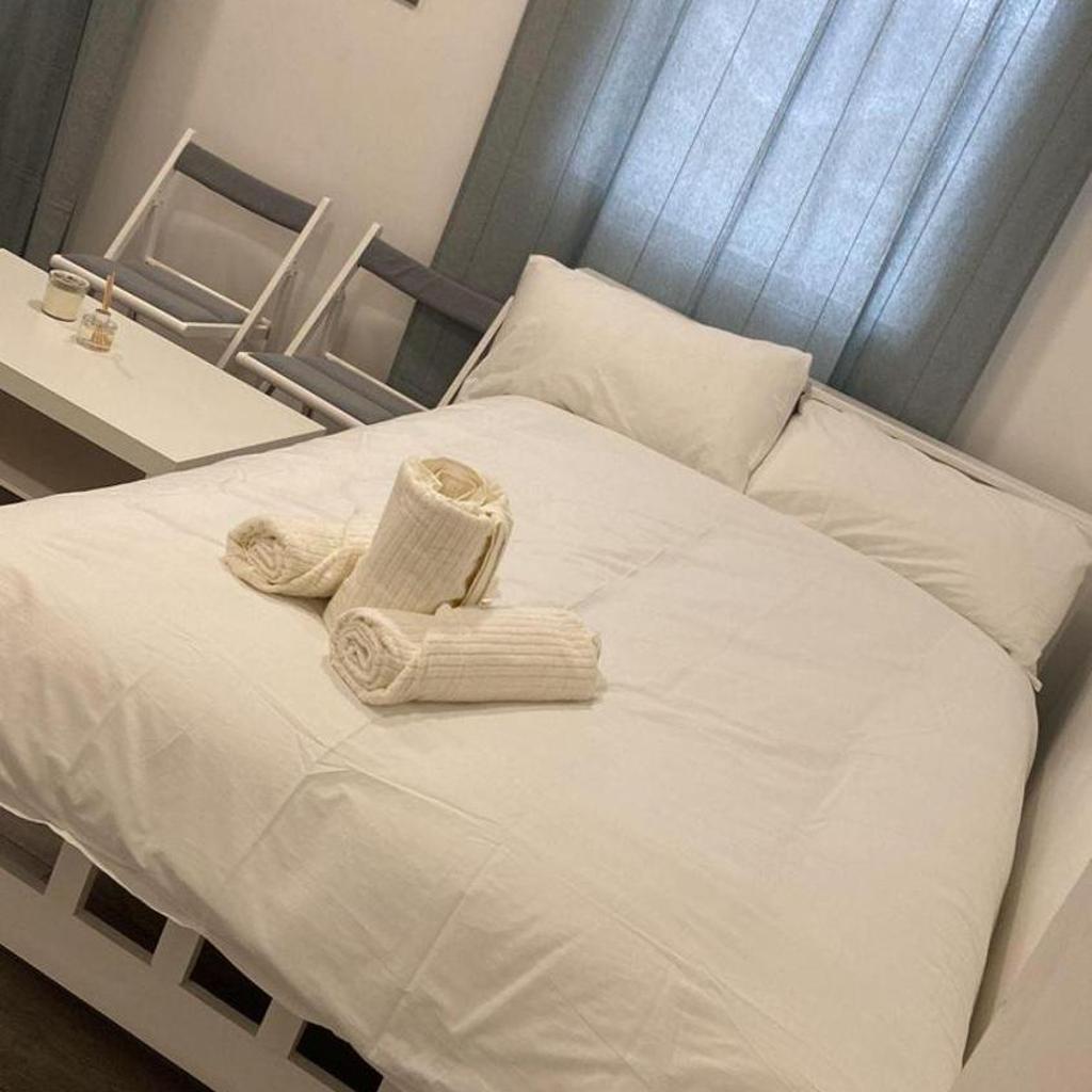 Photograph of Studio- Sleeps 2-Pets Ok-Action Park and Stn Close