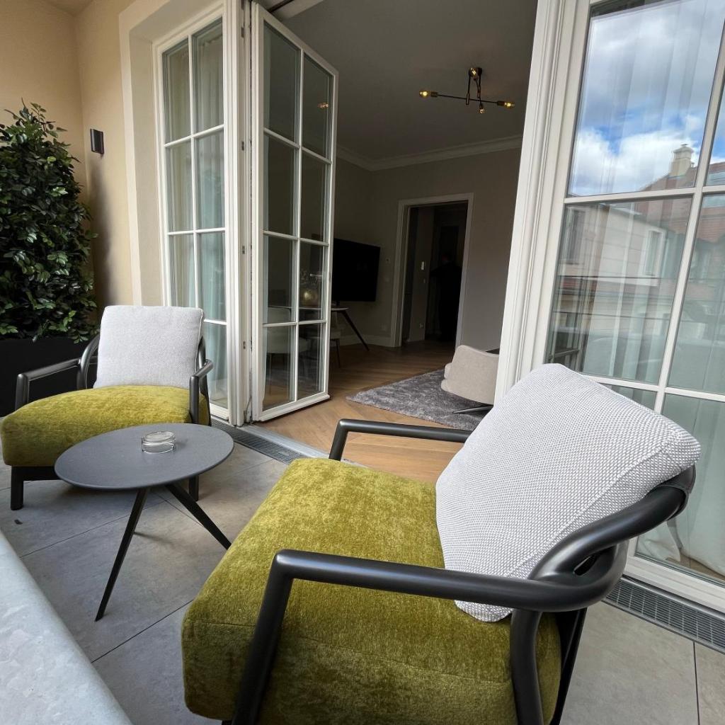 Photograph of Luxury Home / 2-Raum-Apartment an der Frauenkirche