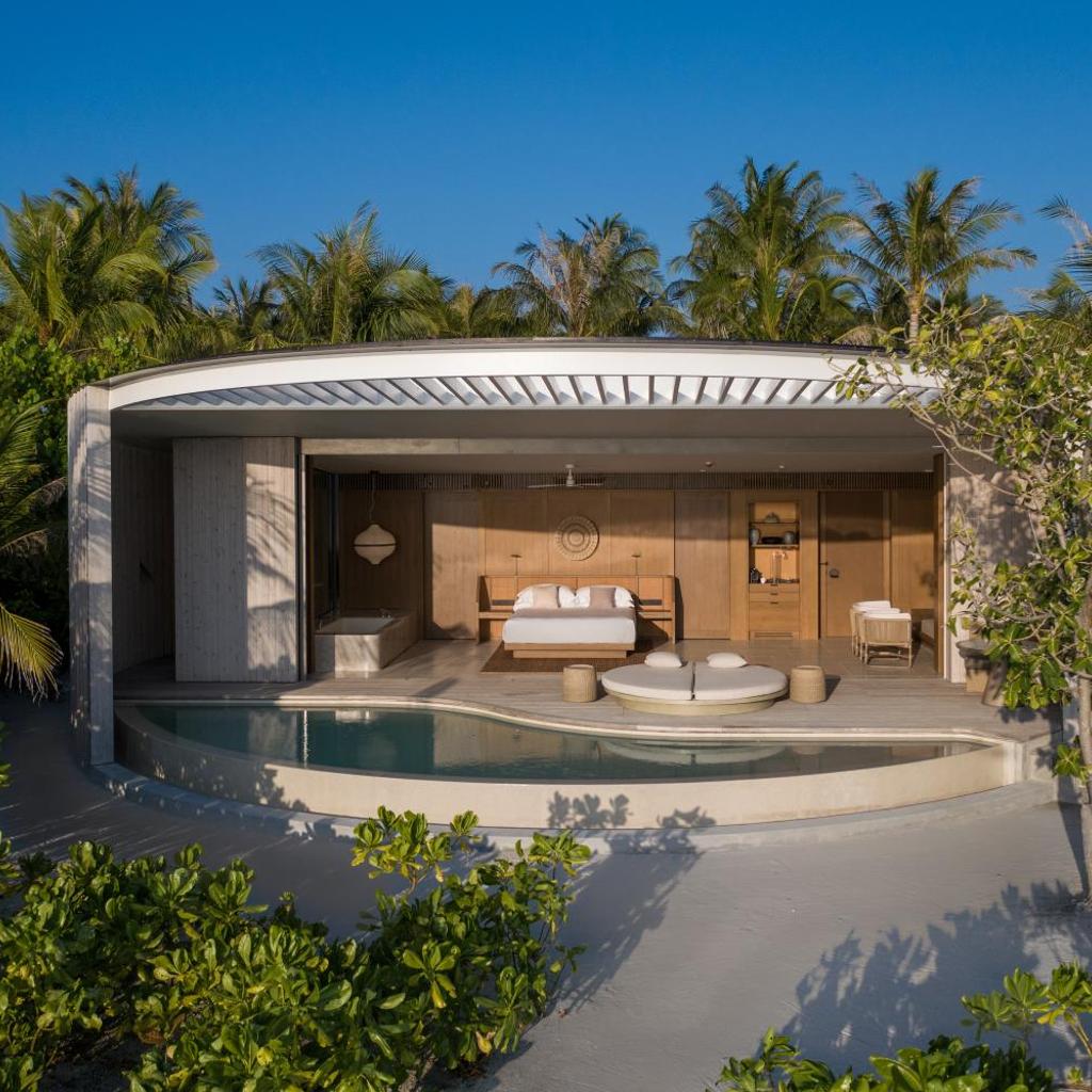 The Ritz Carlton Maldives Fari Islands, image 1 of 6