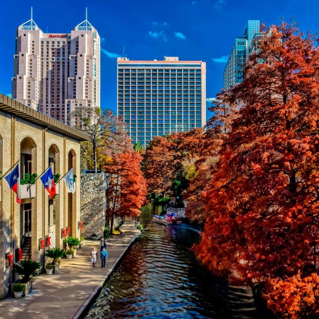 Photograph of San Antonio Marriott Riverwalk