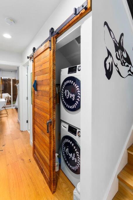 Photograph of Modern Sustainable Design in Ballard - 92 Wlkscore