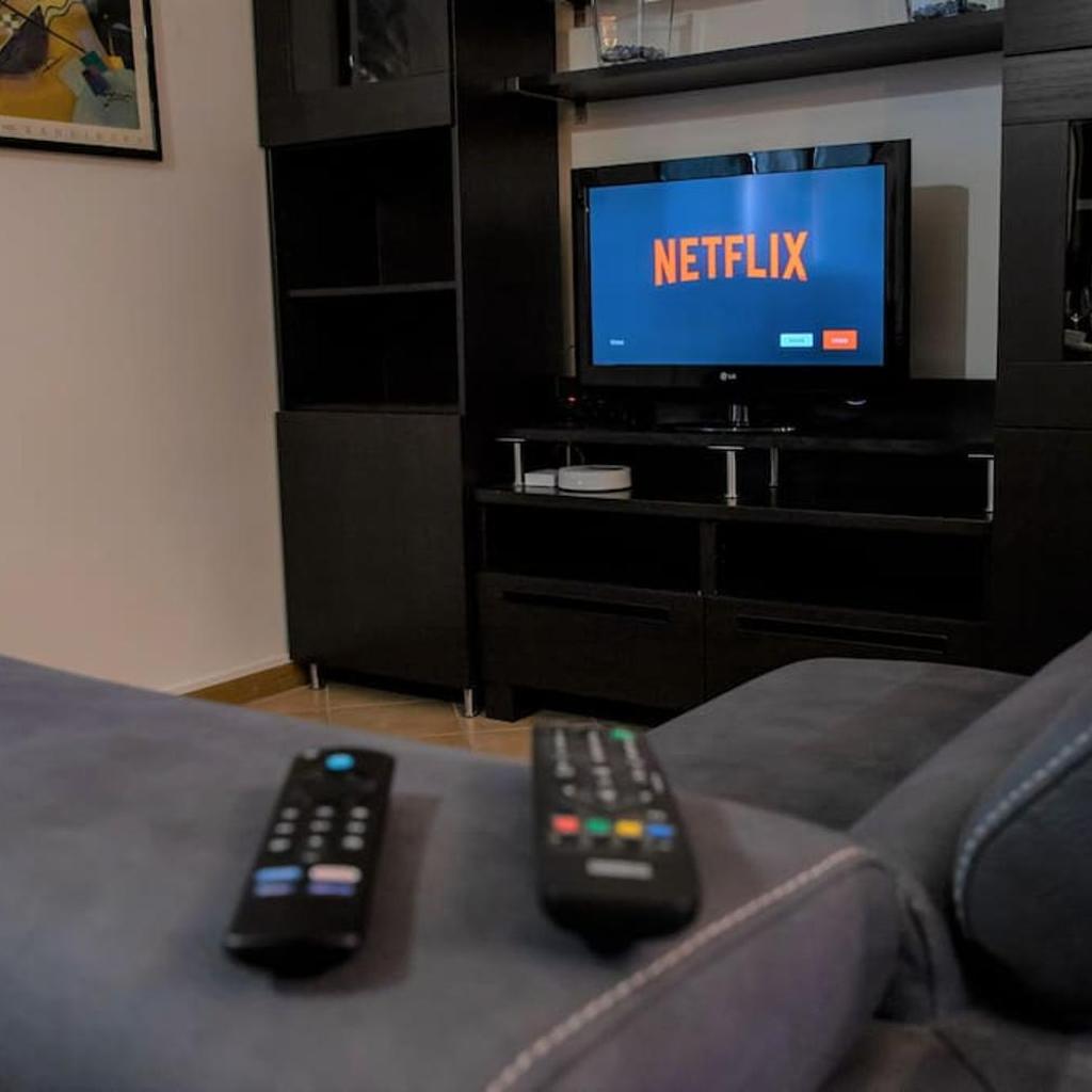 Photograph of Casa Spezia - Metro Vicina, Wi-Fi Rapido & Netflix