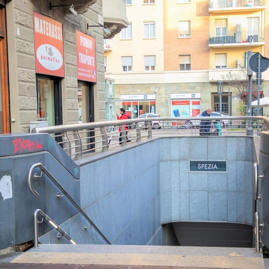 Photograph of Casa Spezia - Metro Vicina, Wi-Fi Rapido & Netflix