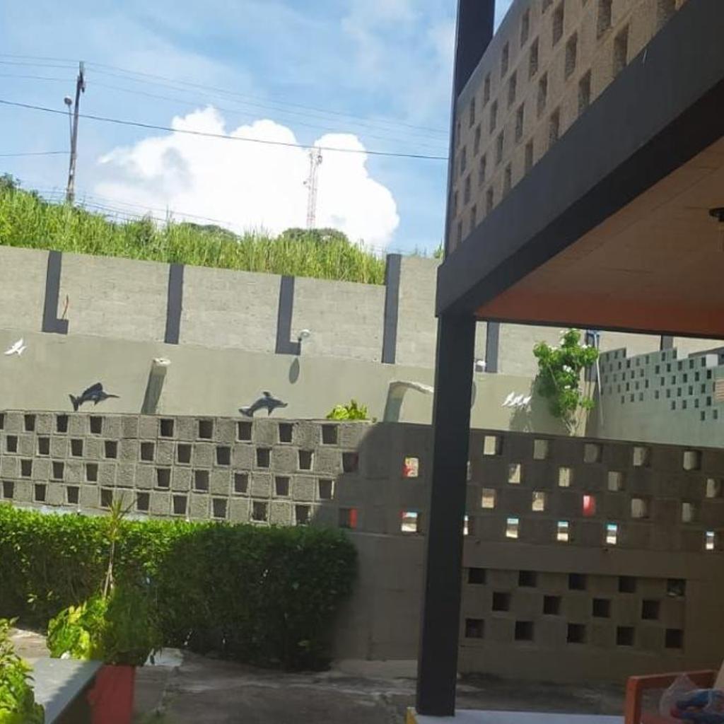 FLATS no Forte a 200m da praia, com 60 m2, 2 quartos com ar condicionado, cozinha completa, área de lazer, WIFI, piscinas, estacionamento, acomodam 8 pessoas, portaria 24H, ambiente familiar. — foto 11