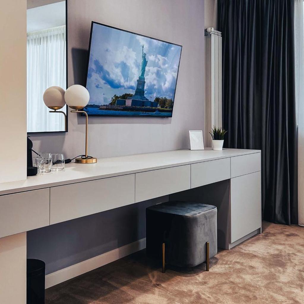DAVID'S RENTAL ROOMs — 