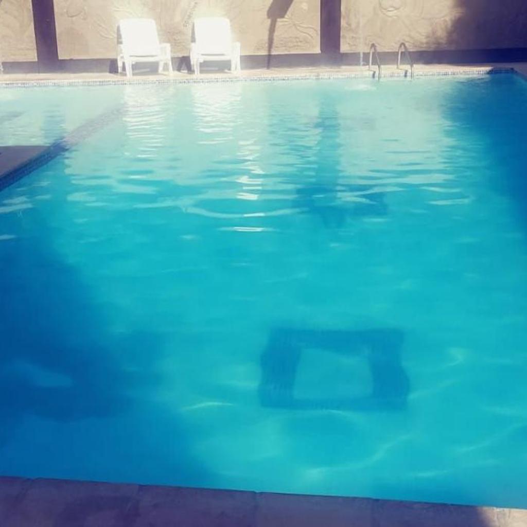 FLATS na Praia do Rio Âmbar, 40 m da praia, com 60 m2, cozinha completa, 2 quartos com ar condicionado, acomoda 8 pessoas, piscinas, área de lazer, WIFI, caseiro, ambiente familiar. — foto 3