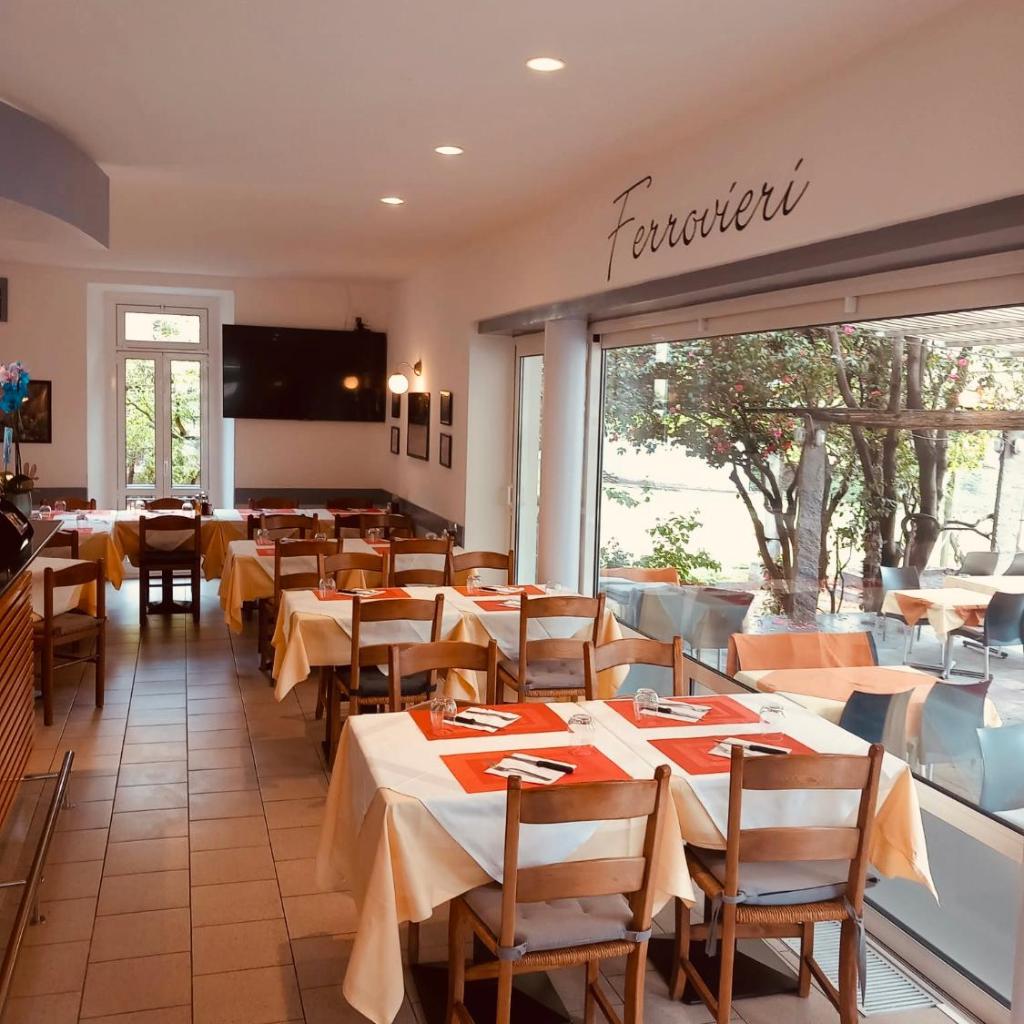 Image 11 - Ristorante Ferrovieri
