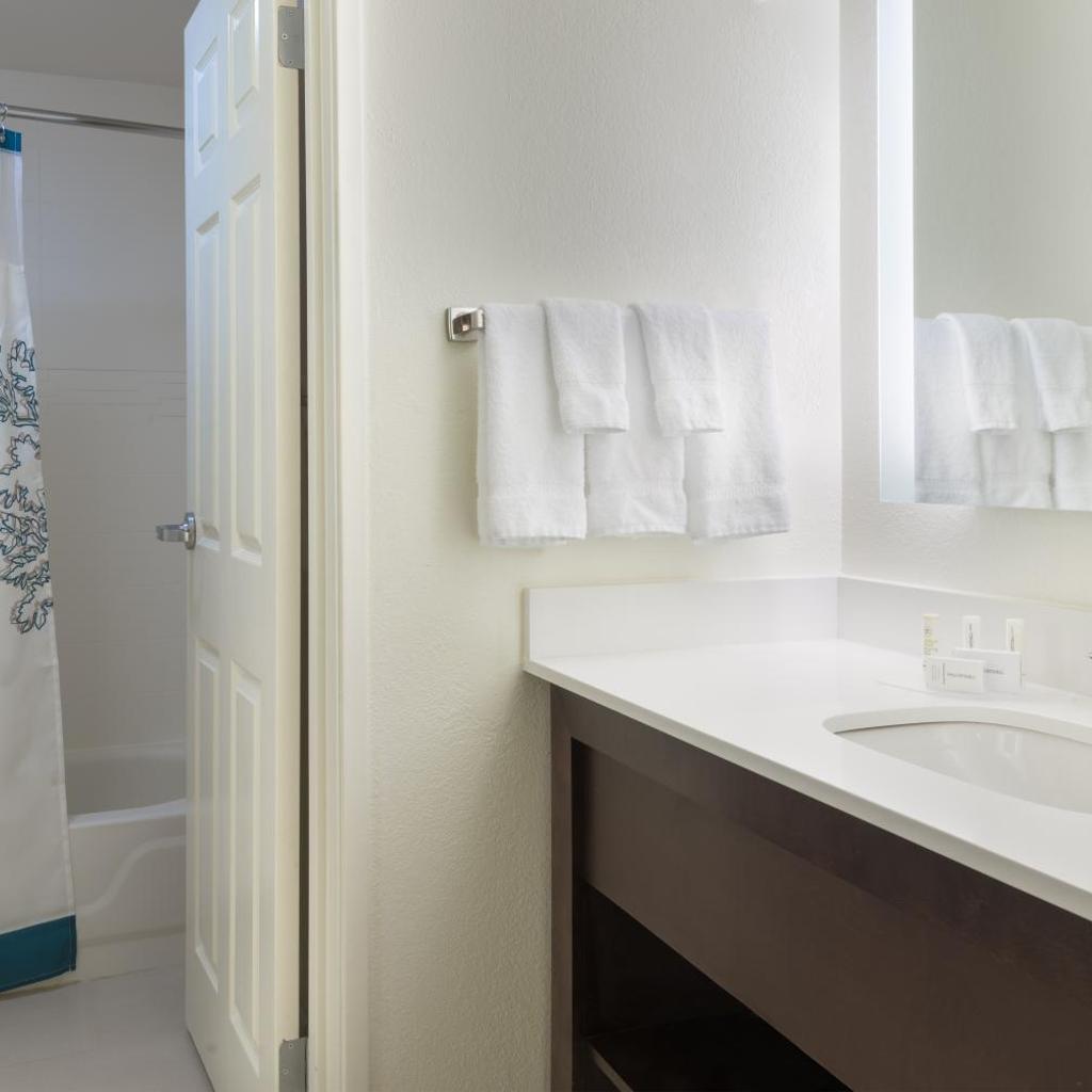 Photograph of Residence Inn by Marriott Savannah Midtown