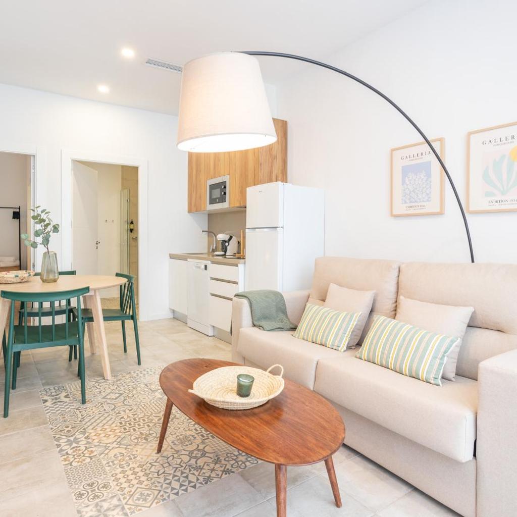 Photograph of Apartamentos Luna Suites Palacio Dorita