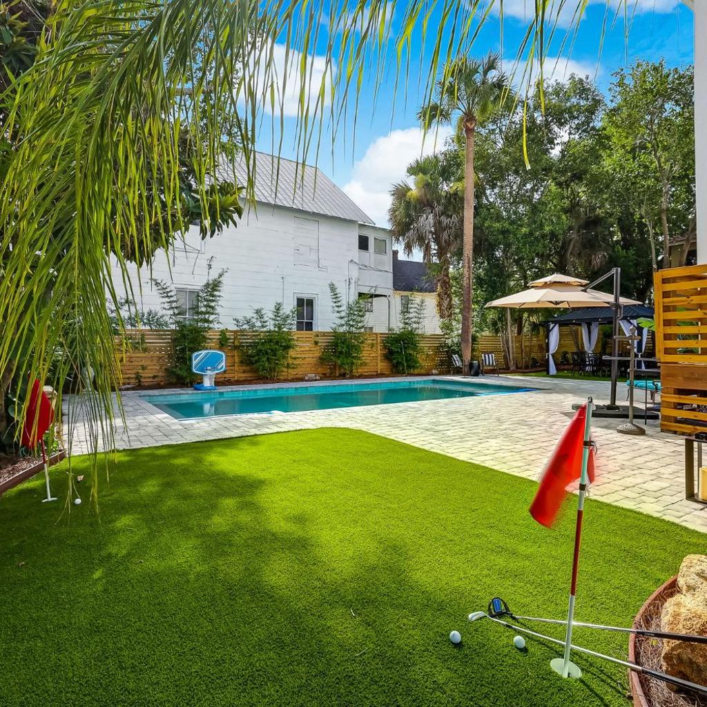 Photograph of The Gatsby Mansion Heated Pool Heart of Town