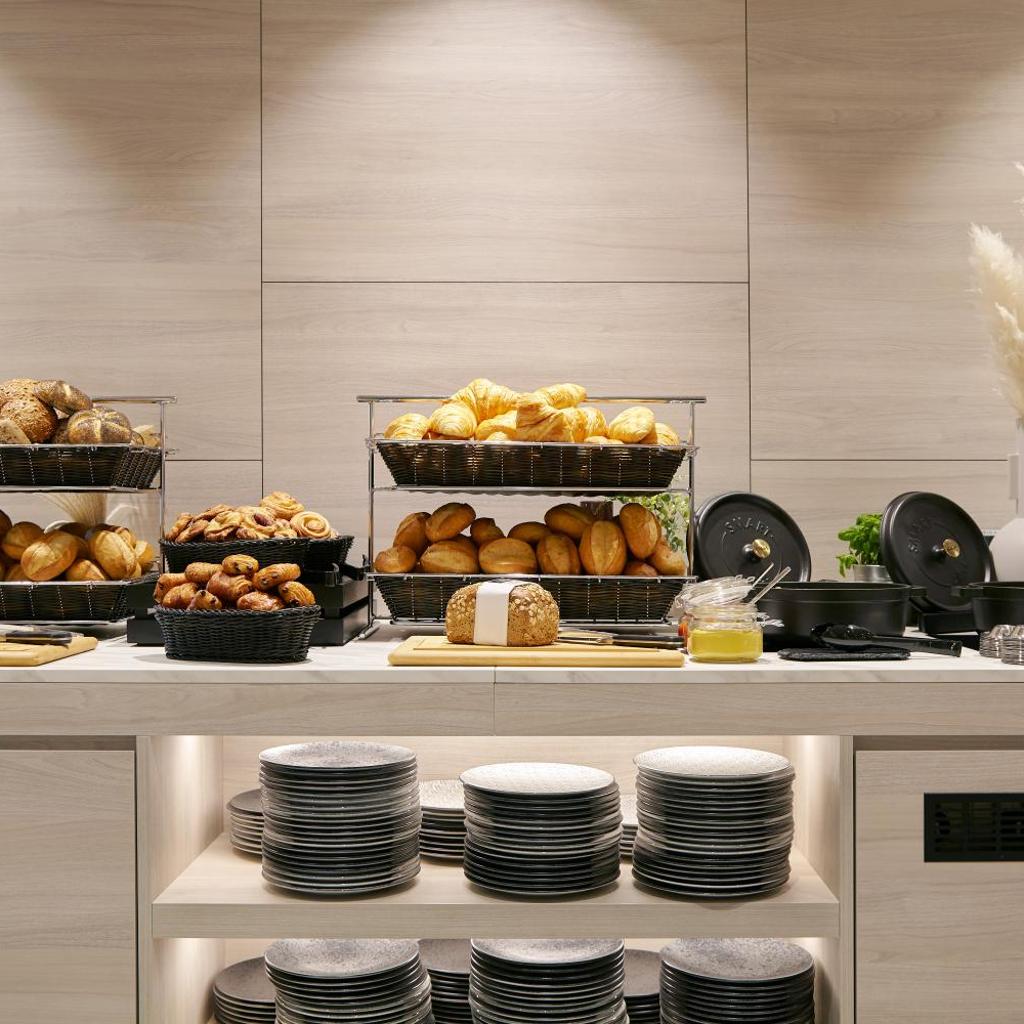Photograph of Holiday Inn - the niu, Hub Dusseldorf Messe by IHG