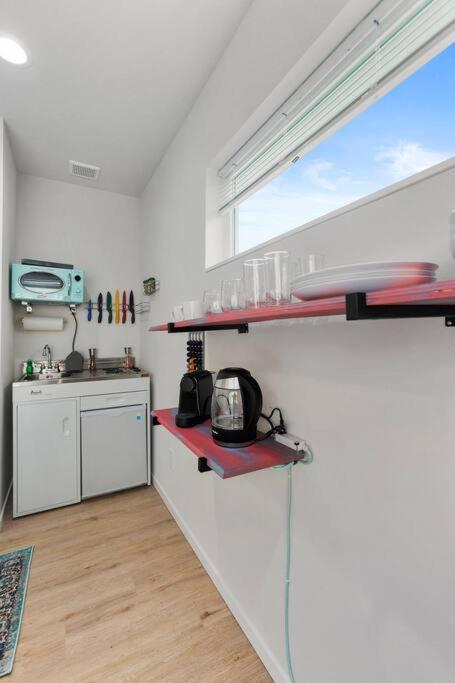 Photograph of Pingu's sweet suite - Micro Studio - 91Walkscore
