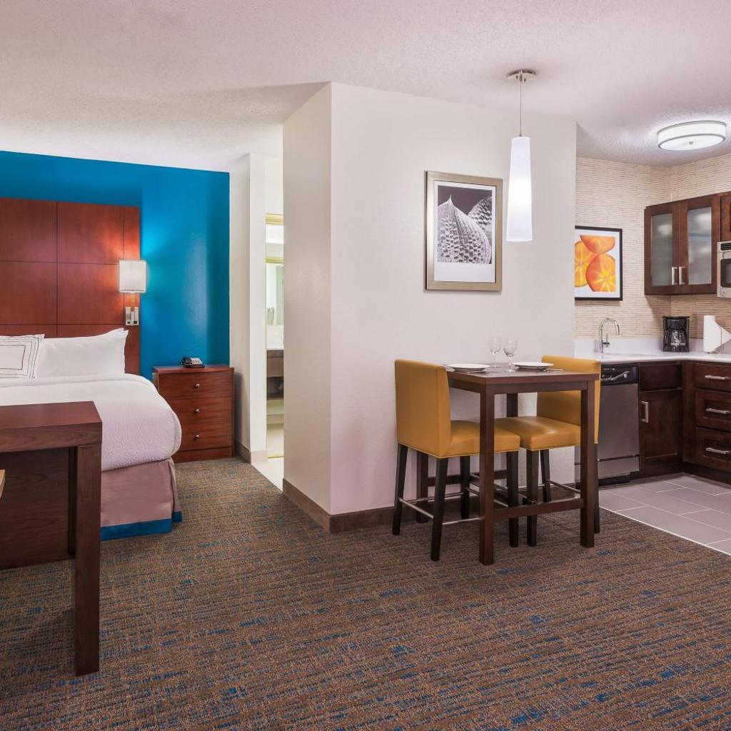 Photograph of Residence Inn by Marriott Savannah Midtown