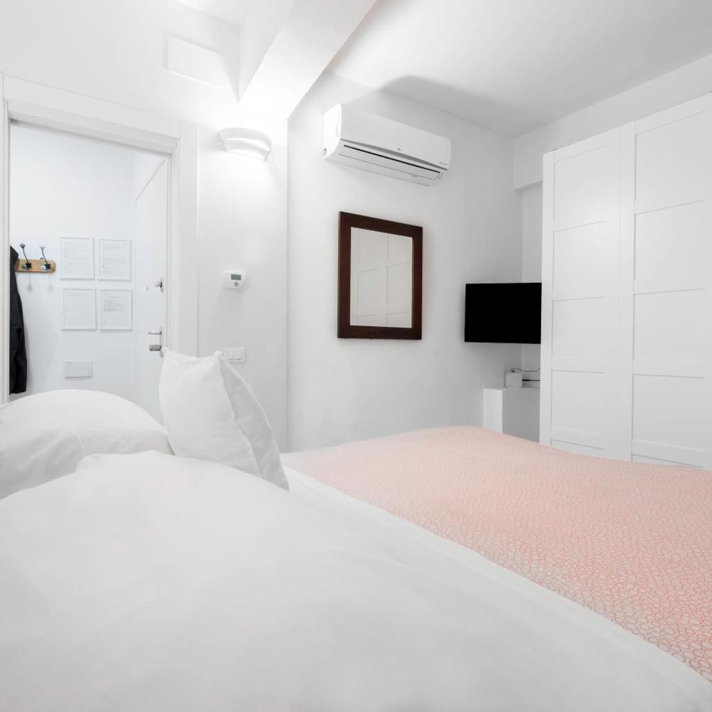 Photograph of Wine Apartments Florence Masseto