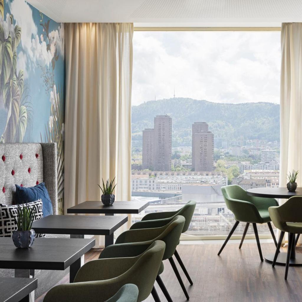 Photograph of Renaissance Zurich Tower Hotel