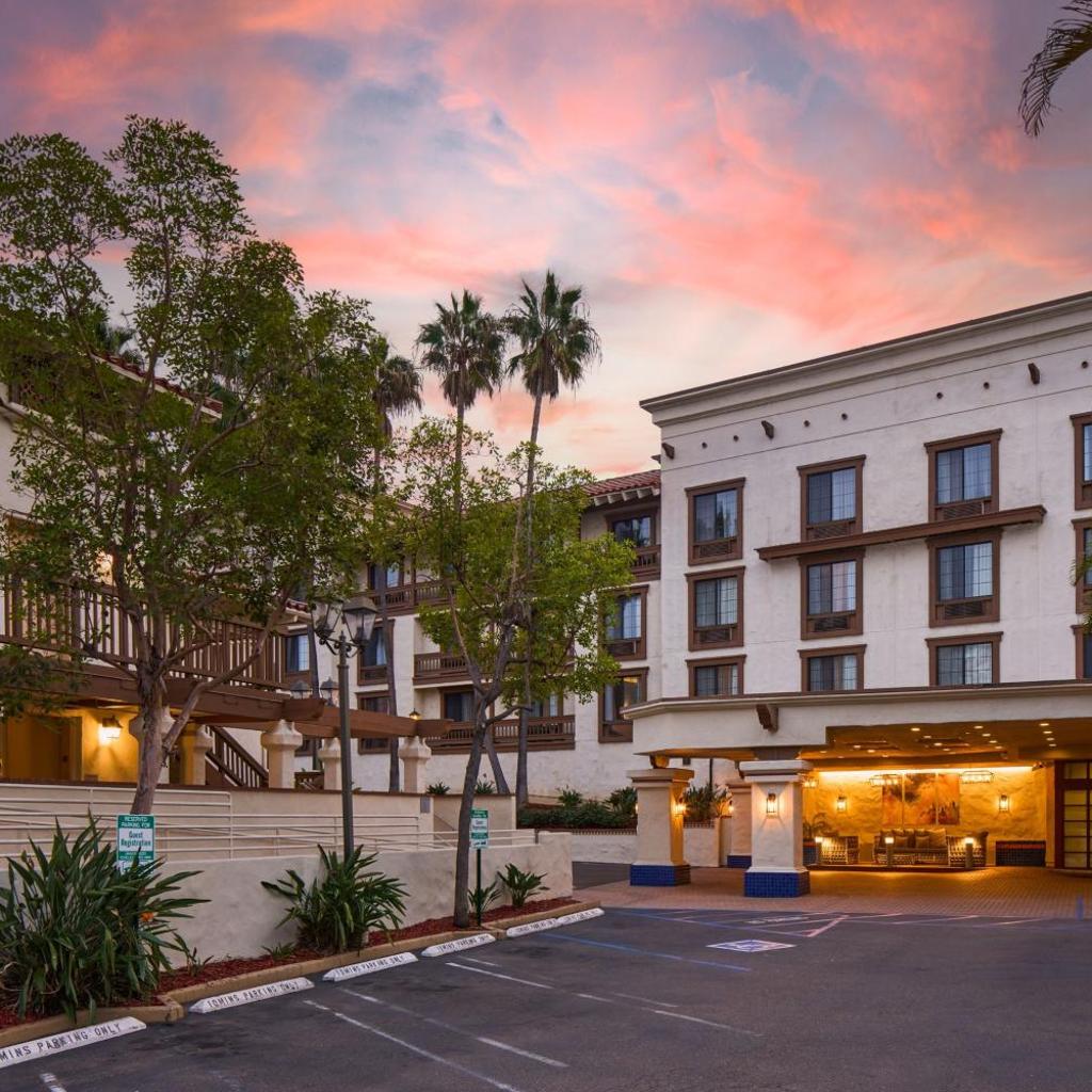 Photograph of Courtyard San Diego Old Town