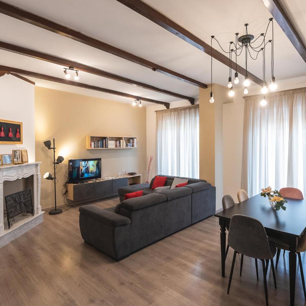 Photograph of Accasatua Neapolitan Apartments