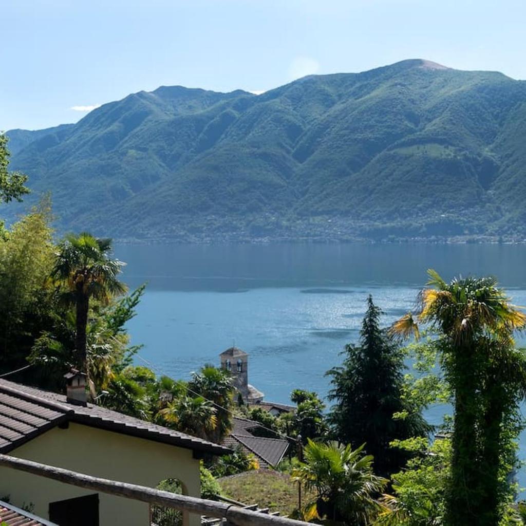 Image 6 - Lake Blues