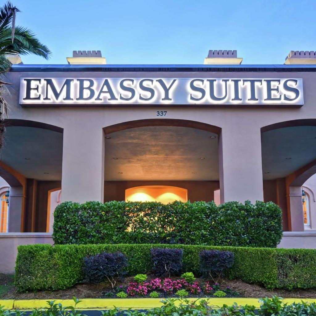 Photograph of Embassy Suites Charleston - Historic District