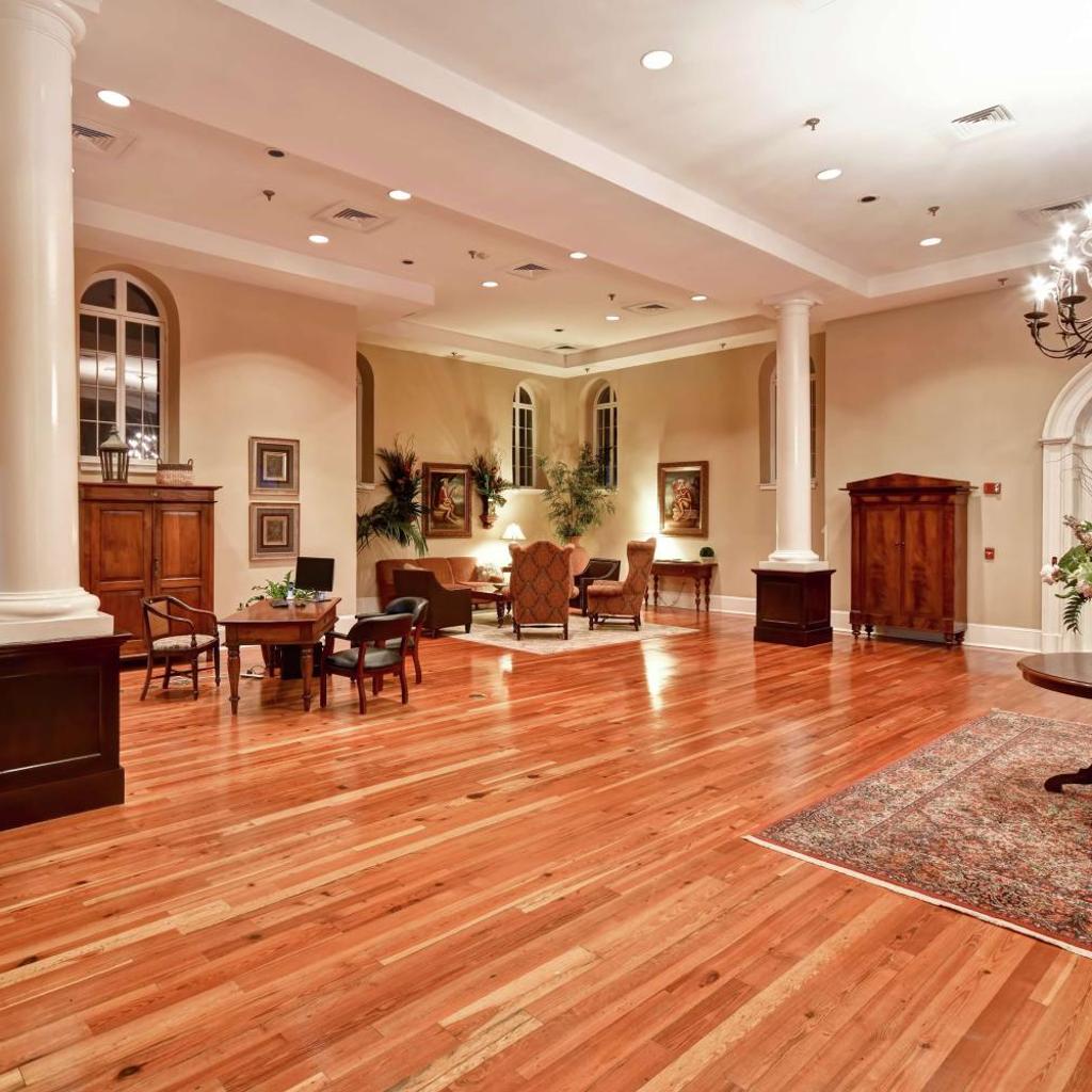 Photograph of Embassy Suites Charleston - Historic District
