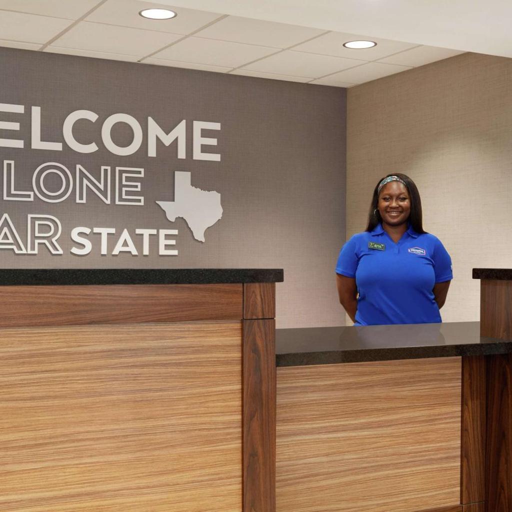 Photograph of Hampton Inn Houston Hobby Airport